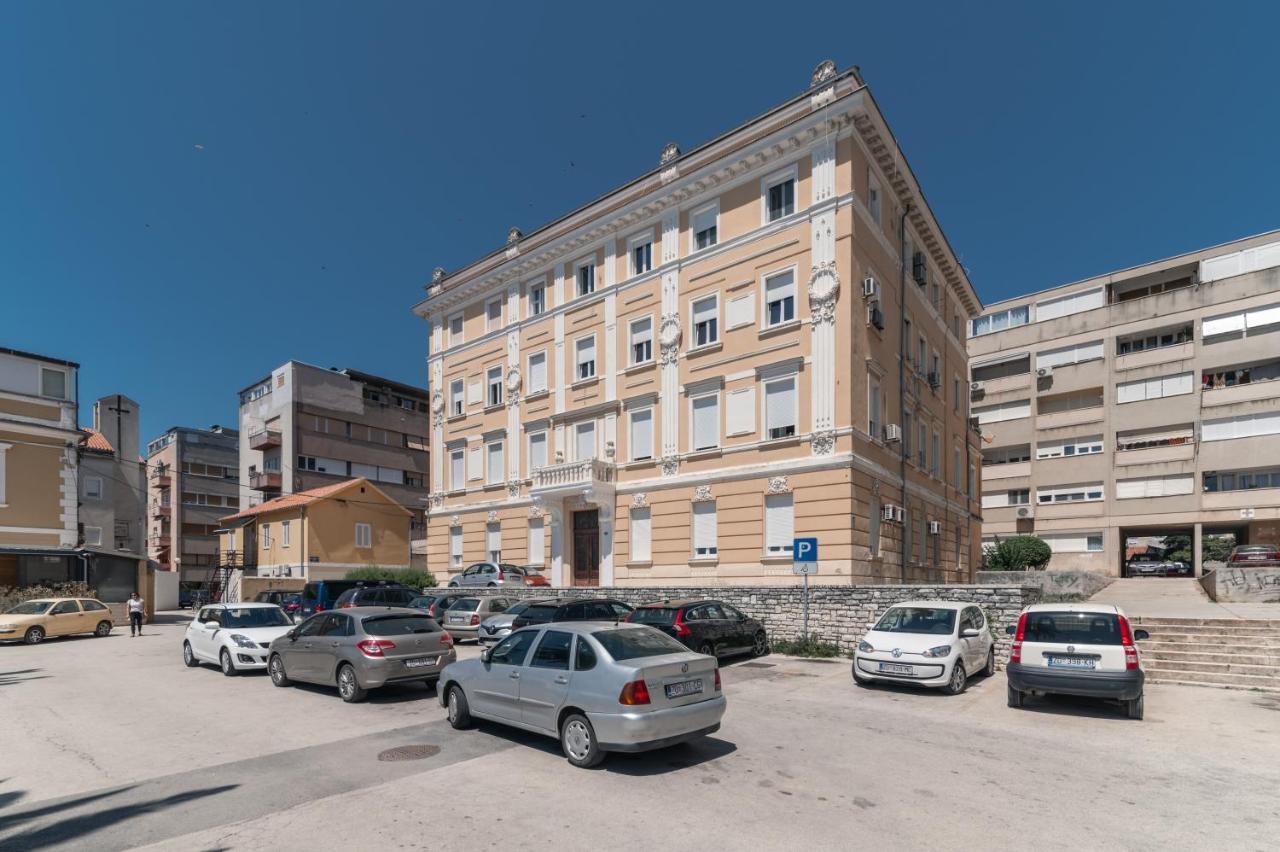 Tom'S Luxury Apartment Zadar, Branimirova Obala Exterior photo
