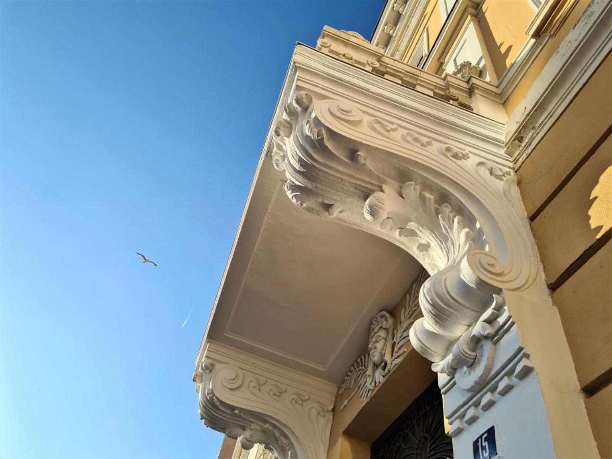 Tom'S Luxury Apartment Zadar, Branimirova Obala Exterior photo